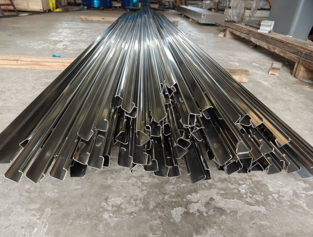 油圧ロックドリルリグ用フィードビーム用アルミニウム押出プロファイル 7005 アルミニウム合金 4800MM 長さ